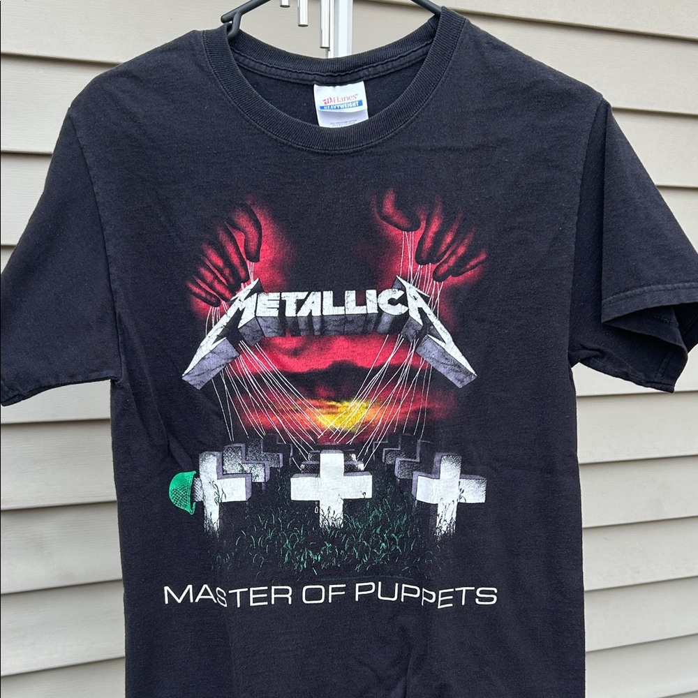 Gildan Black Metallica Graphic T-Shirt